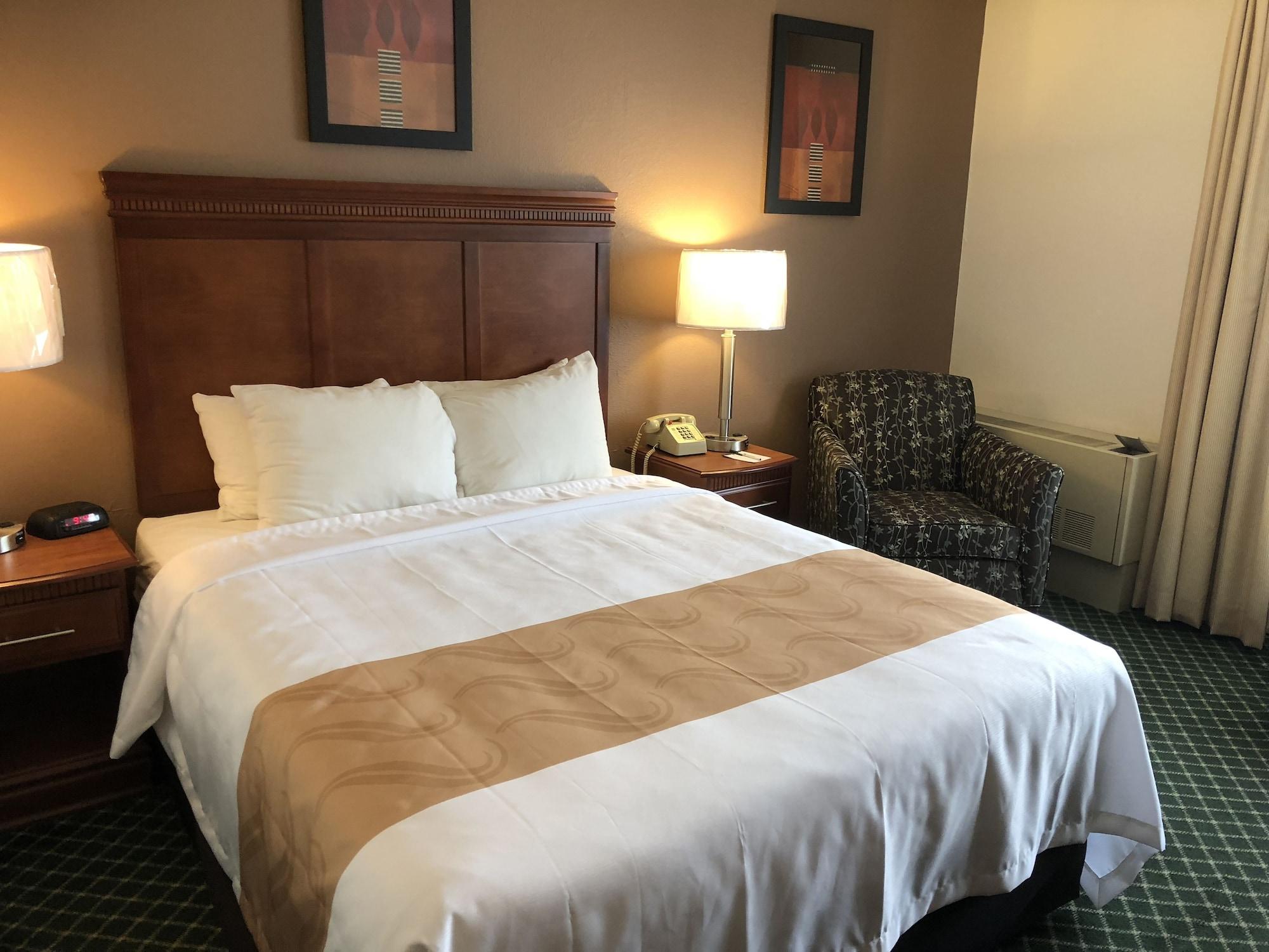 Quality Inn Colchester - Μπέρλινγκτον Εξωτερικό φωτογραφία