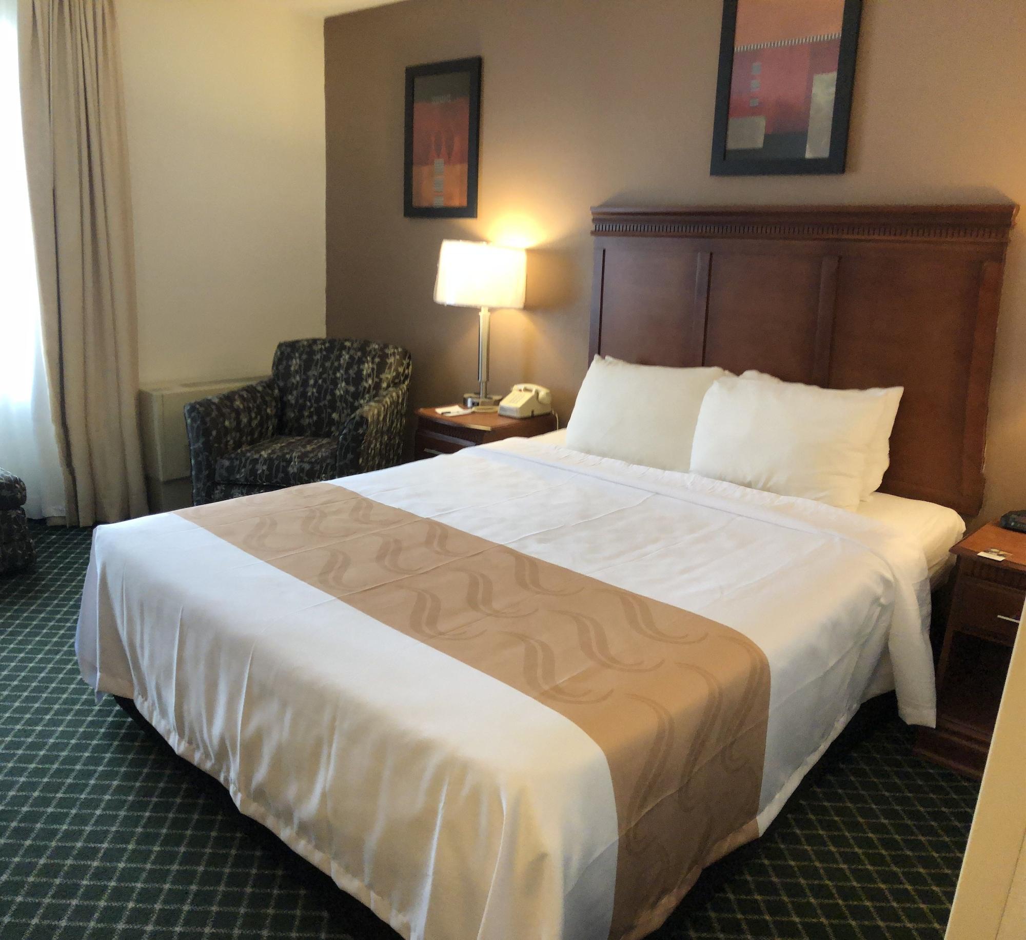 Quality Inn Colchester - Μπέρλινγκτον Εξωτερικό φωτογραφία