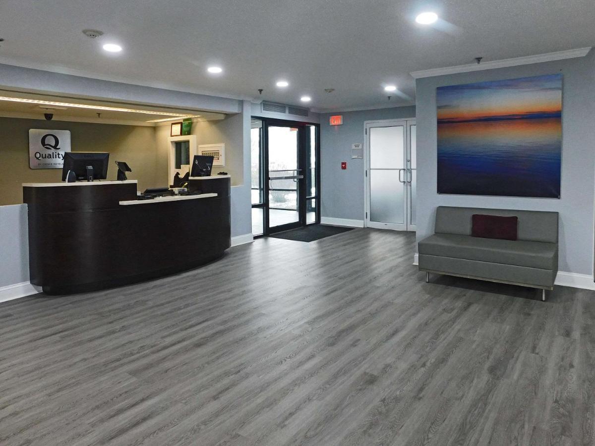 Quality Inn Colchester - Μπέρλινγκτον Εξωτερικό φωτογραφία