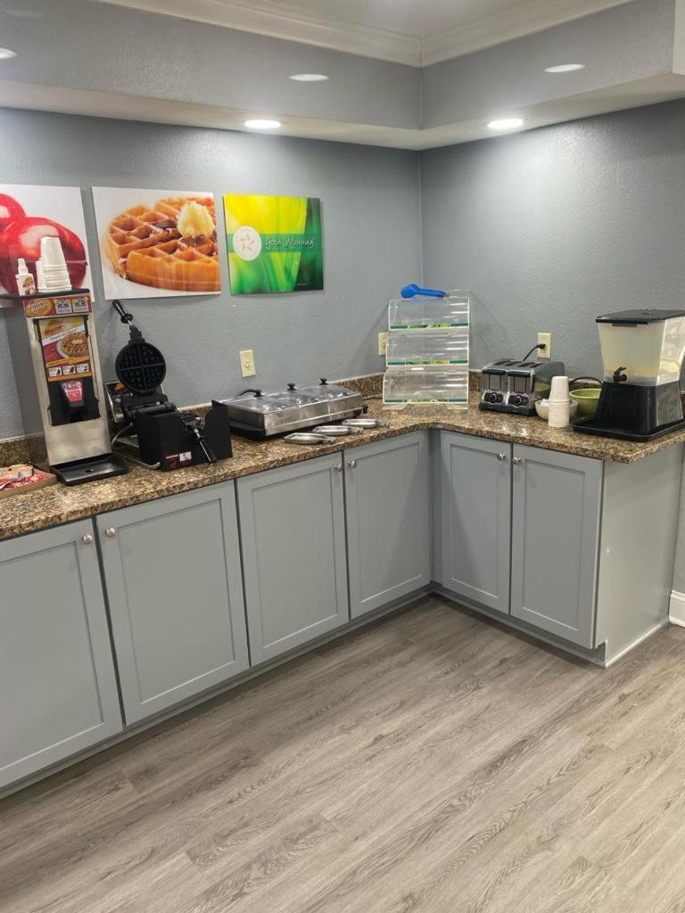 Quality Inn Colchester - Μπέρλινγκτον Εξωτερικό φωτογραφία
