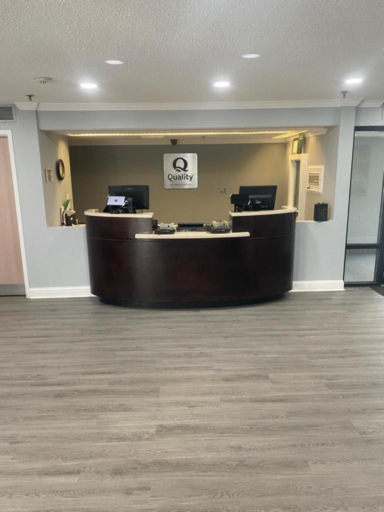 Quality Inn Colchester - Μπέρλινγκτον Εξωτερικό φωτογραφία