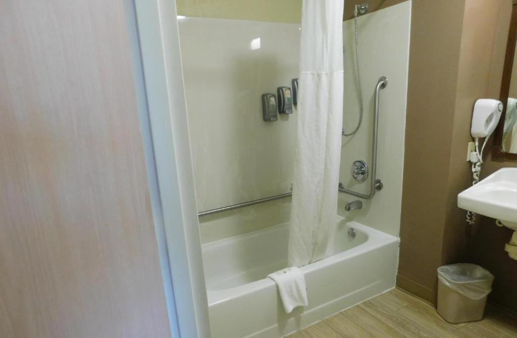 Quality Inn Colchester - Μπέρλινγκτον Εξωτερικό φωτογραφία